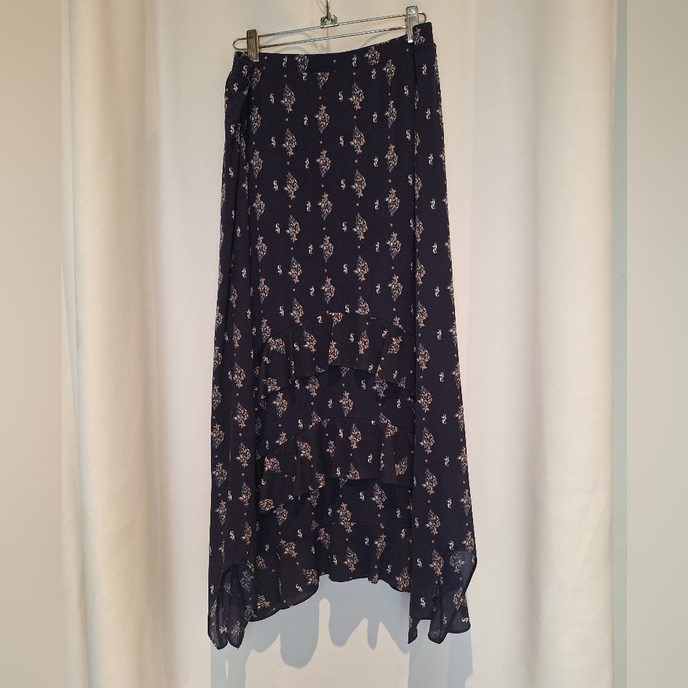 Style & Co Tiered Ruffle Maxi With Shark Bite Hem Size Medium